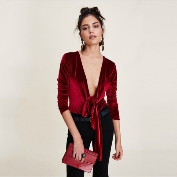 LPA Revolve Velvet Long Sleeve Plunge Neck Bodysuit 44 Merlot Size Sm Christmas - Picture 2 of 8